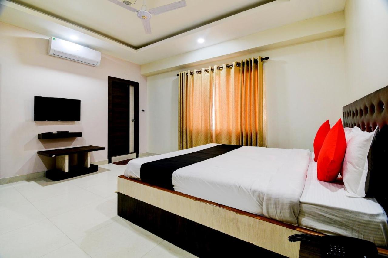 Collection O 73981 Imperial Inn Guwahati Exterior foto